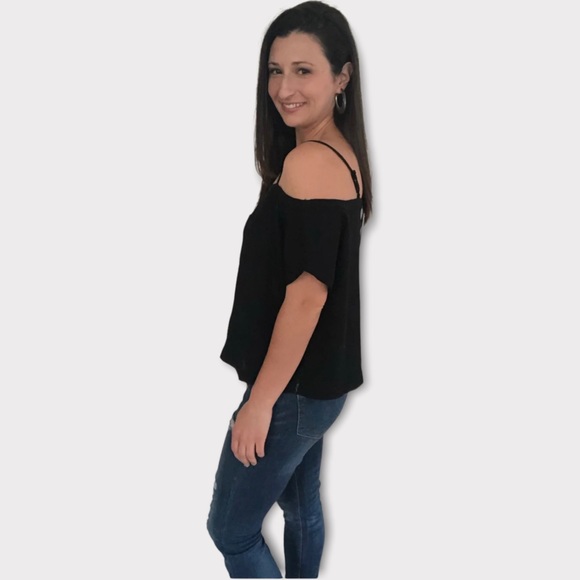 Papermoon Womens Black Cold Shoulder Short Sleeve Blouse Size Small - Picture 2 of 9